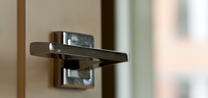 Door Lever Knob Repair in Citrus, California