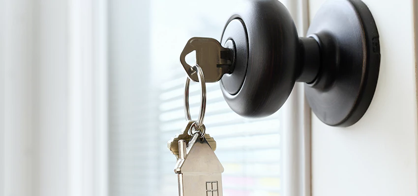 Bifold Door Knob Replacement in Citrus, California