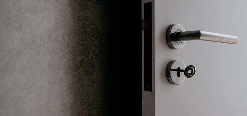 Front Door Handle Repair And Installation in Citrus, CA